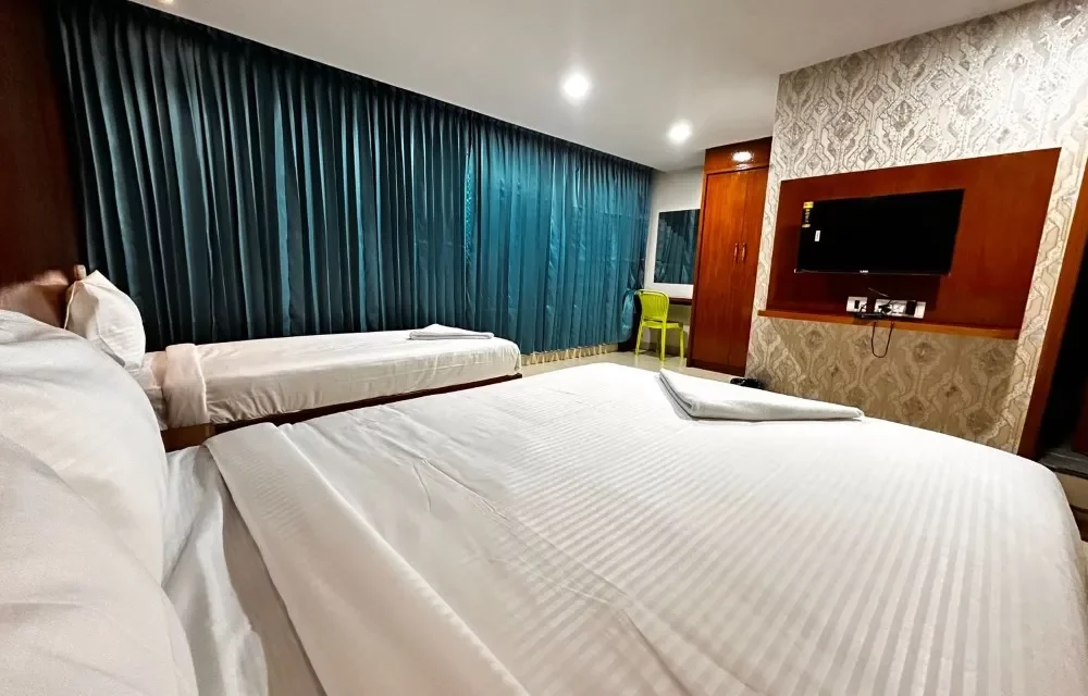 Balaji Rooms How Smart Travelers Plan Short City Stays Without Overpaying Image